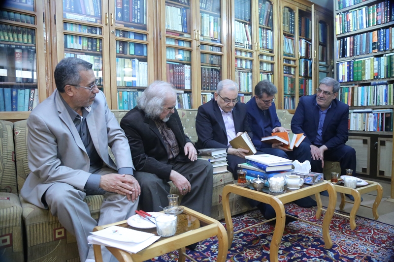 استاد مجاهدی / استاندارقم صادقی / مدیرکل ارشاد قم